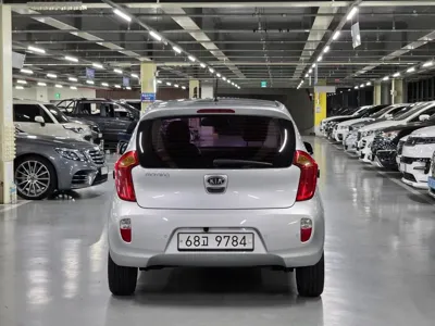 Kia Morning 2012, 95200 км, за 3990000 KRW