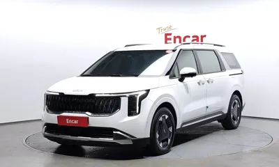 Kia Canival · 2025 год