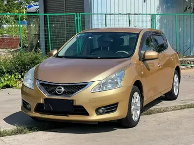 Nissan Tiida 2013, 108000 км, за 18800 CNY - фото 1