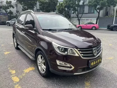 Baojun 560 2017, 96000 км, за 14800 CNY