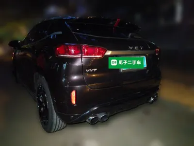 WEY VV7 2017, 118600 км, за 42806.81 CNY