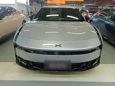 Xpeng P7 2025, 11200 км, за 192100 CNY
