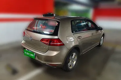 Volkswagen Golf 2015, 116400 км, за 37348.04 CNY - фото 6
