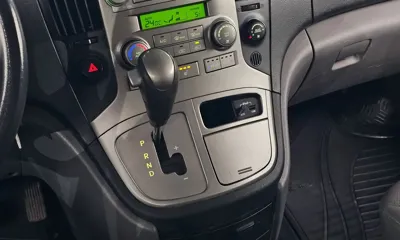 Hyundai Starex 2015, 142315 км, за 9000000 KRW - фото 9