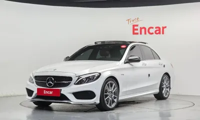 Mercedes-Benz C-Class · 2017 год