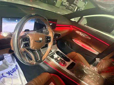 Genesis GV70 2025, 3568 км, за 46880000 KRW