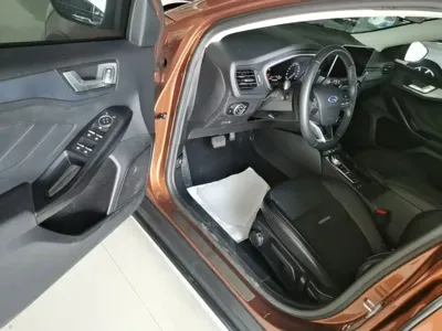 Ford Focus Active 2020, 59500 км, за 51300 CNY - фото 16