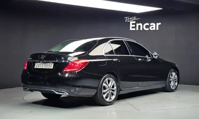 Mercedes-Benz C-Class 2017, 110361 км, за 30000000 KRW - фото 2