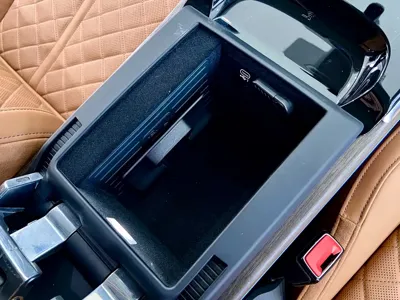 Audi A8 2025, 9000 км, за 700300 CNY - фото 19