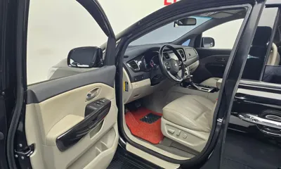 Kia Canival 2019, 108719 км, за 14000000 KRW - фото 11