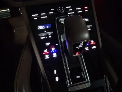 Porsche Cayenne 2021, 69752 км, за 85500000 KRW - фото 8