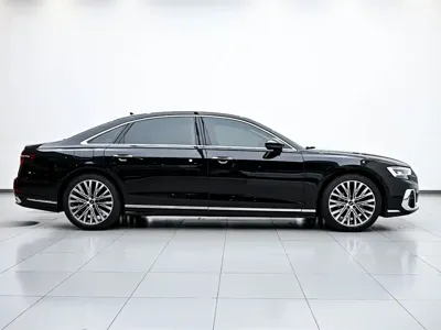 Audi A8 2025, 7500 км, за 569000 CNY - фото 6