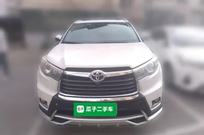 Toyota Highlander 2017, 79800 км, за 103005.74 CNY