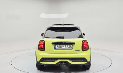 MINI Cooper 2023, 31018 км, за 28700000 KRW