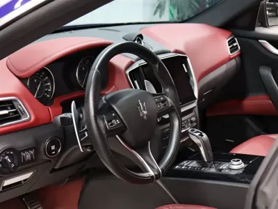 Maserati Ghibli 2024, 32000 км, за 418000 CNY - фото 9