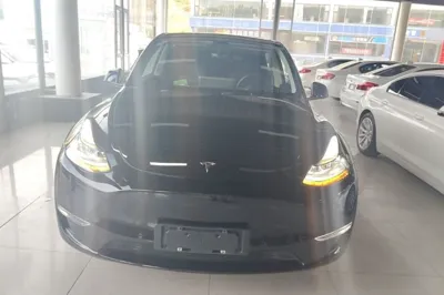 Tesla Model Y 2021, 60400 км, за 172077 CNY