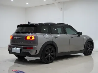 MINI Mini Clubman 2016, 90000 км, за 99000 CNY