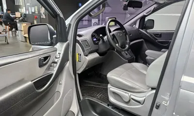 Hyundai Starex 2019, 135781 км, за 14000000 KRW - фото 10
