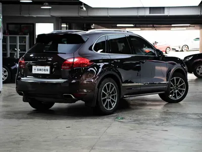 Porsche Cayenne 2013, 126500 км, за 143300 CNY