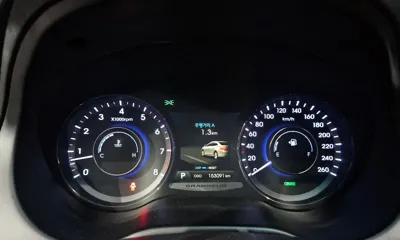 Hyundai Grandeur 2014, 153091 км, за 8000000 KRW - фото 8