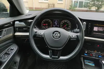 Volkswagen Passat 2020, 33900 км, за 97660.43 CNY - фото 7
