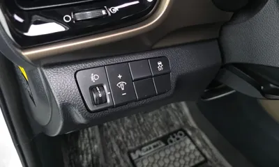 Kia Stonic 2018, 68270 км, за 10800000 KRW - фото 28
