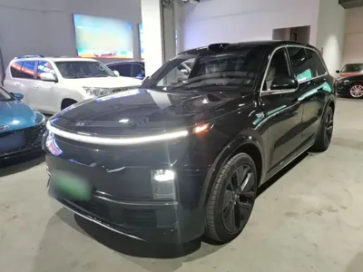 Li Auto Li L9 · 2023 год