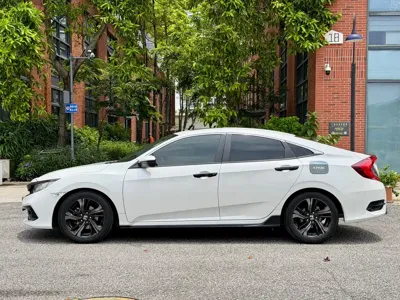Honda Civic 2019, 57000 км, за 59800 CNY