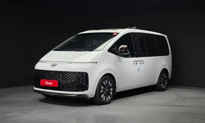 Hyundai Staria · 2023 год