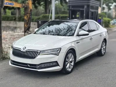 Skoda Superb · 2021 год