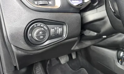 Jeep Renegade 2017, 167641 км, за 7500000 KRW - фото 20
