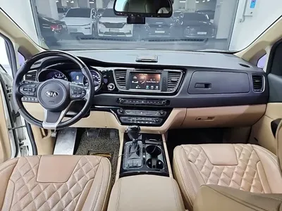 Kia Canival 2016, 131513 км, за 15500000 KRW - фото 7