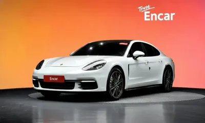 Porsche Panamera · 2018 год