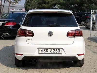 Volkswagen Golf 2011, 260000 км, за 5700000 KRW - фото 4