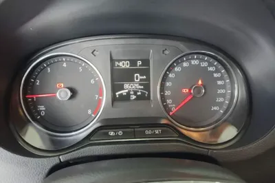 Volkswagen Polo 2016, 86100 км, за 43425.43 CNY - фото 14