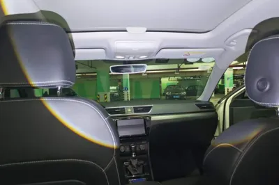 Skoda Superb 2018, 127100 км, за 49240.61 CNY - фото 19