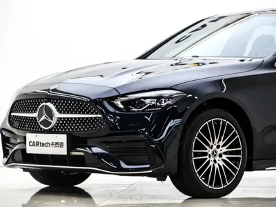 Mercedes-Benz C-Class 2025, 11000 км, за 209800 CNY - фото 6