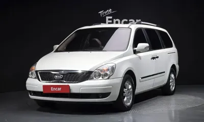 Kia Canival · 2011 год