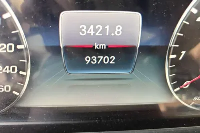 Mercedes-Benz E-Class 2019, 93800 км, за 207279.97 CNY - фото 9