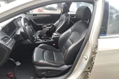 Hyundai Sonata 2015, 141400 км, за 49138.86 CNY - фото 17