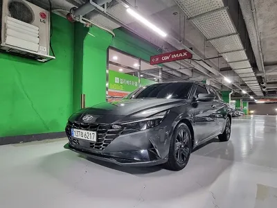 Hyundai Avante · 2022 год