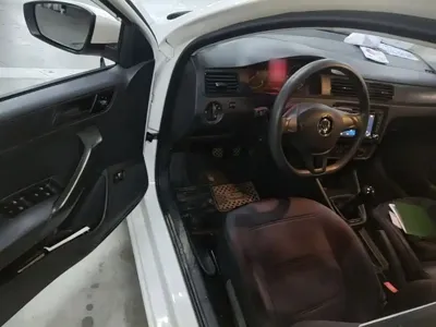 Volkswagen Santana 2017, 58800 км, за 22799 CNY - фото 16