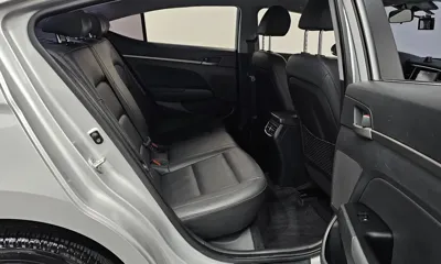 Hyundai Avante 2017, 39317 км, за 12700000 KRW - фото 11