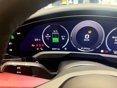 Porsche Taycan 2025, 12600 км, за 148000000 KRW - фото 8