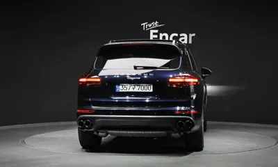 Porsche Cayenne 2016, 112142 км, за 29990000 KRW