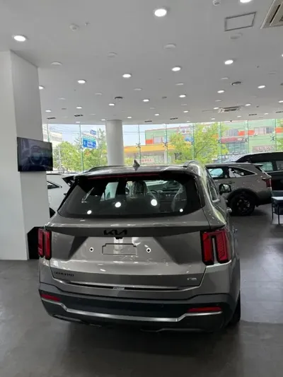Kia Sorento 2026, 4 км, за 99990000 KRW - фото 4