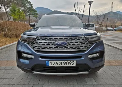 Ford Explorer · 2021 год
