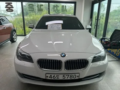 BMW 5-Series · 2012 год