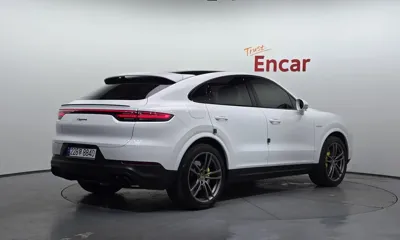 Porsche Cayenne 2023, 19233 км, за 108990000 KRW