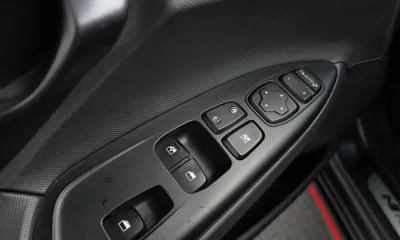 Hyundai Veloster 2019, 103207 км, за 12900000 KRW - фото 19